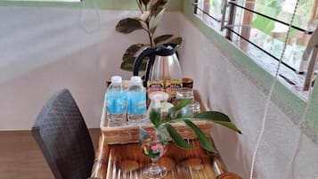 Chalet Deluxe, balcon, vue jardin | Restauration