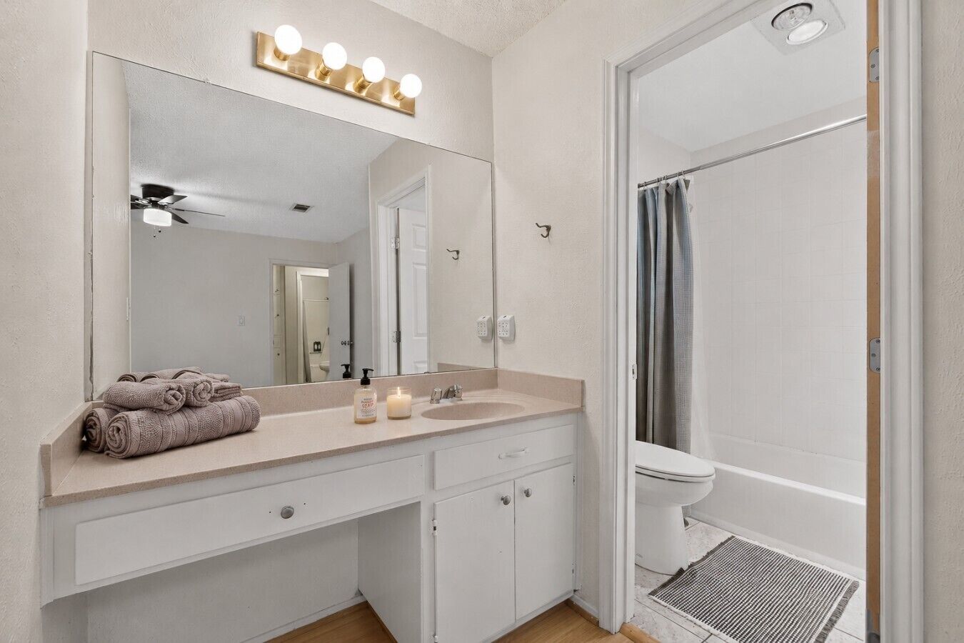 Hair dryer, towels