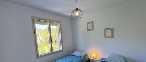 2 bedrooms, free WiFi