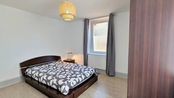 2 bedrooms, free WiFi, bed sheets