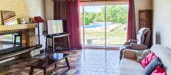 Gorgeous home in Civrac-en-Médoc with WiFi