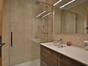 Bathroom - Comfortable apartment - 6 guests (Les Gets)