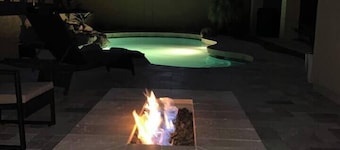 Zona Resort | 4BR Heated Pool & Fire Pit