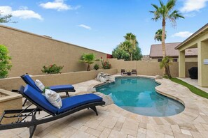 Pool - Zona Resort 4-Bedroom House with Private Pool in the Estrella Mountains (Goodyear)