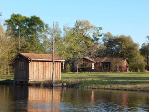 Exterior -  3 guest house cabins on 100+ ACRE HORSE RANCH! /POOL/FISHING LAKE! (Plantersville)