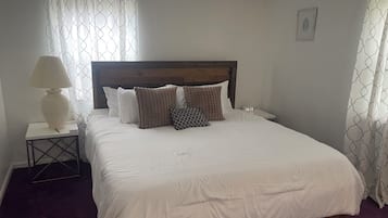 2 bedrooms, iron/ironing board, WiFi (free), bed sheets