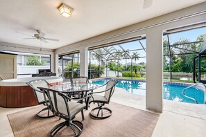 Pool - Waterfront - Heated Pool - Dock - Gulf Access - Bring Your Boat (Port Charlotte)
