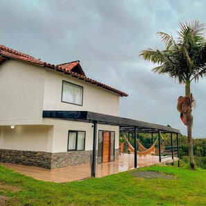 Exterior - rento.propiedades (Guarne)