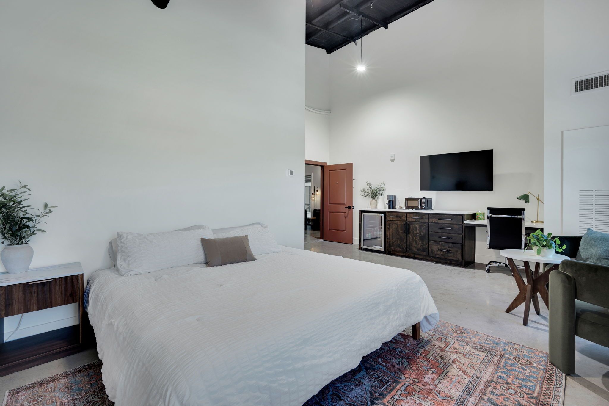 Basic Apartment