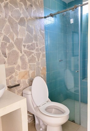 Towels, soap, toilet paper - Vrbo Property (Taganga)