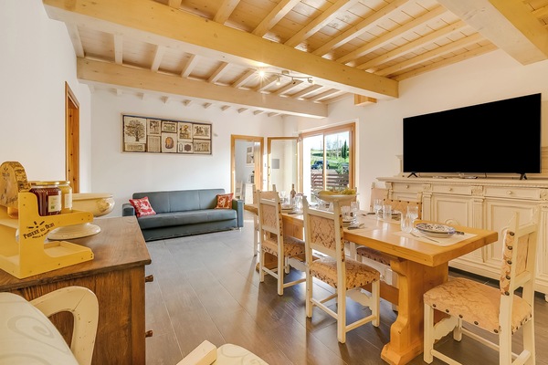 Living and dining room