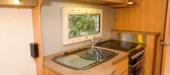 Sundale Caravan Retreat 2 Berth - Wanaka