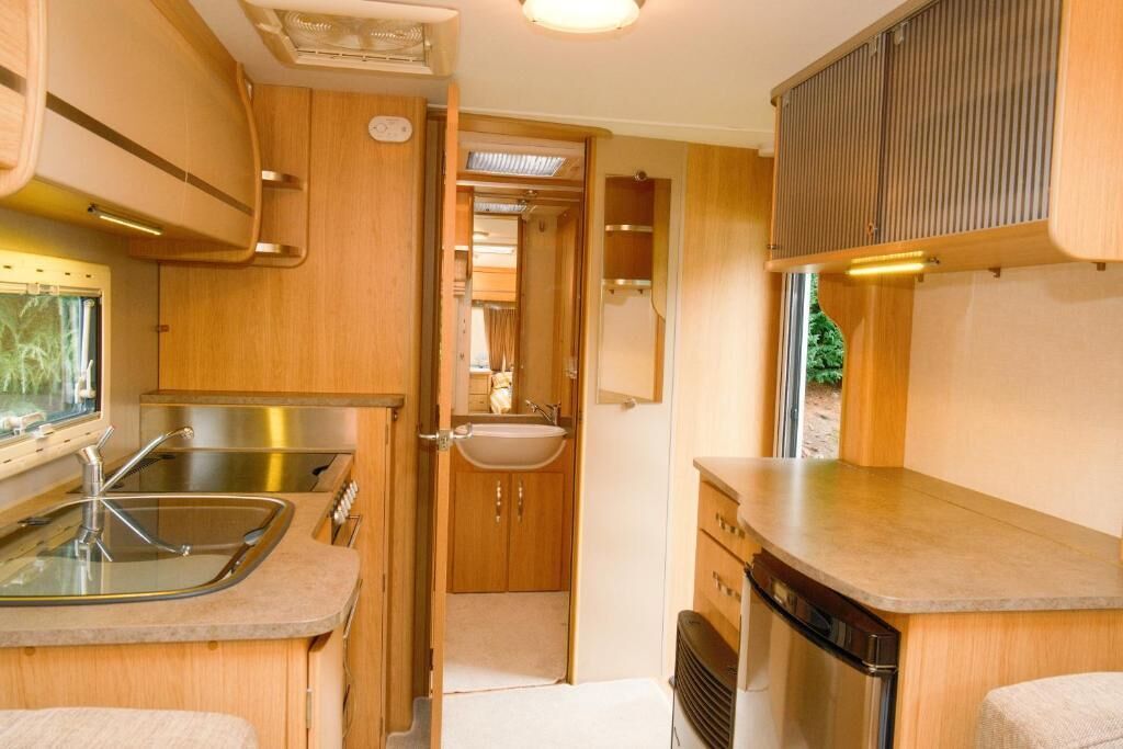 Mini-fridge, microwave