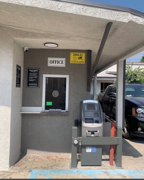 Reception - Vance Motel (Lynwood)