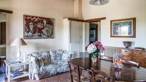 Dining - 2 bedroom gorgeous apartment in Allerona (Allerona)