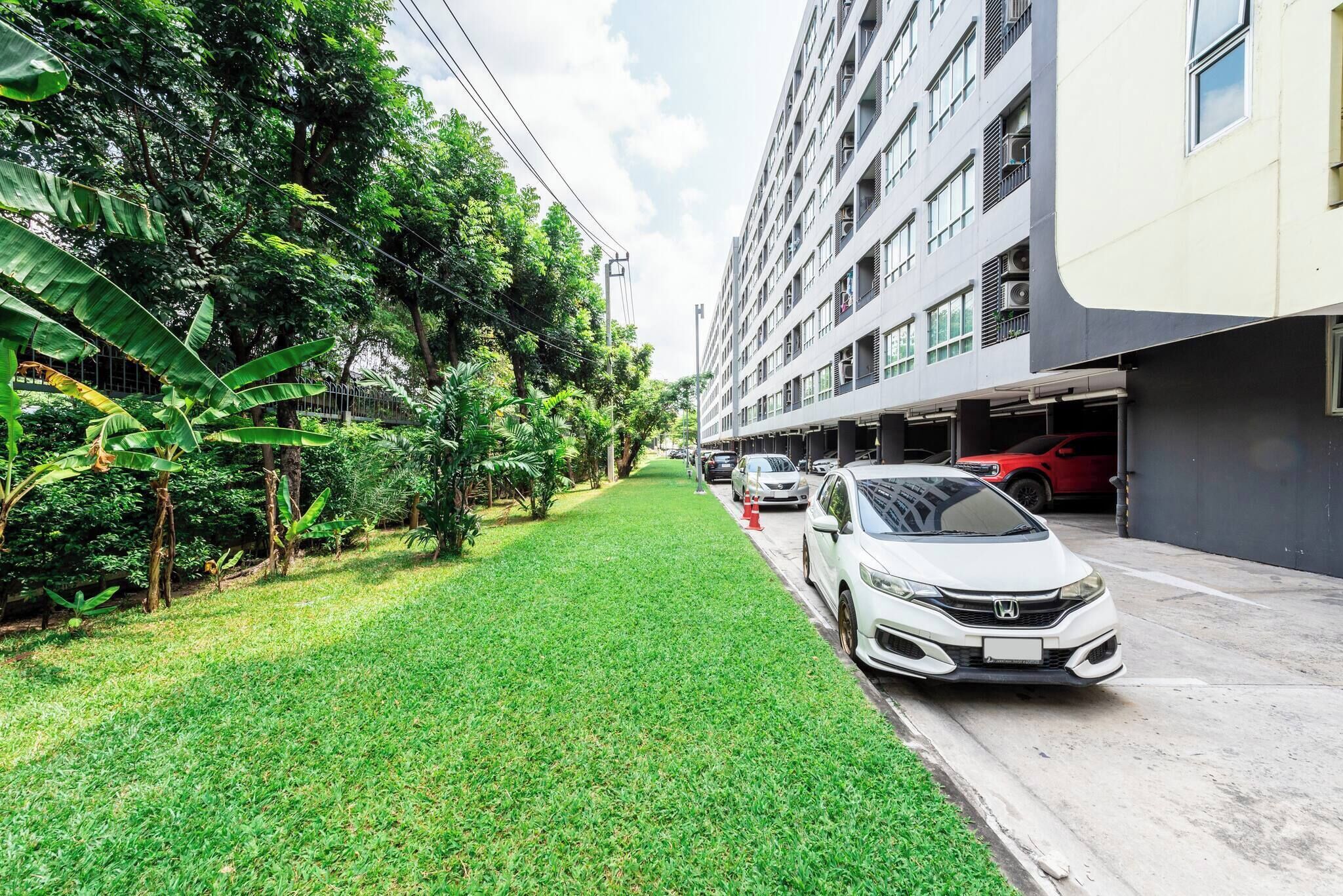 Apartment, 1 Bedroom, Accessible, Balcony | Property grounds