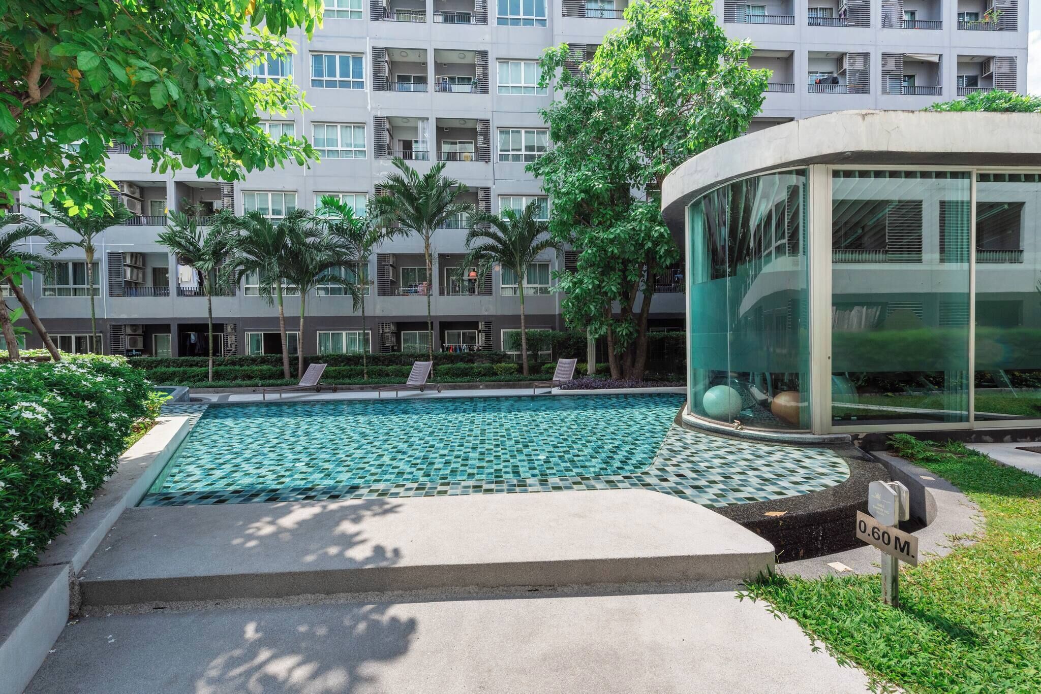 อพาร์ทเมนท์, 1 ห้องนอน, พร้อมสิ่งอำนวยความสะดวกสำหรับผู้พิการ, ระเบียง | สระว่ายน้ำ | สระว่ายน้ำกลางแจ้ง