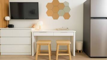 Apartment, 1 Bedroom, Accessible, Balcony | Interior