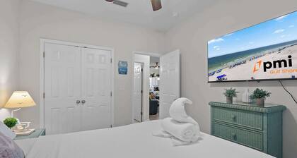 Pool Cottage Near Beach & Wharf