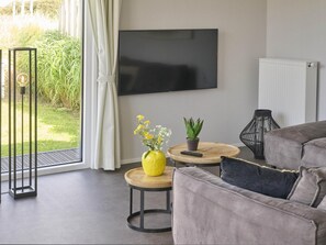 Living area - Holiday home 350 meters from the beach (Callantsoog)