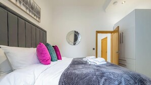 House - Victorian Style One-bedroom Apartment (London)