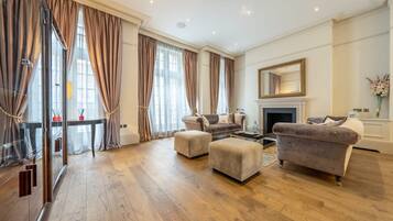 House | 7 bedrooms, high-speed internet