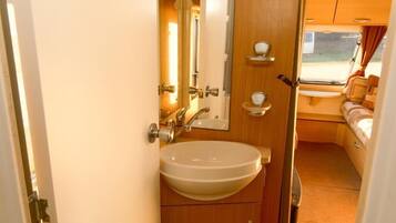 Chambre Double Standard | Salle de bain