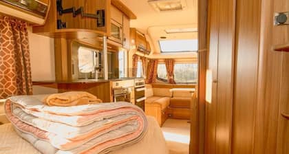 Sundale Caravan Retreat 4 Berth - Wanaka