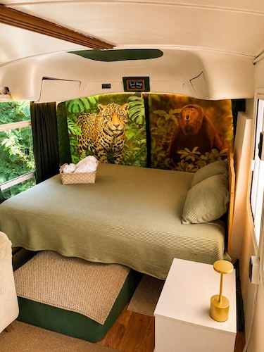 2-bedroom converted Bus in Guanacaste Liberia near airport and beaches