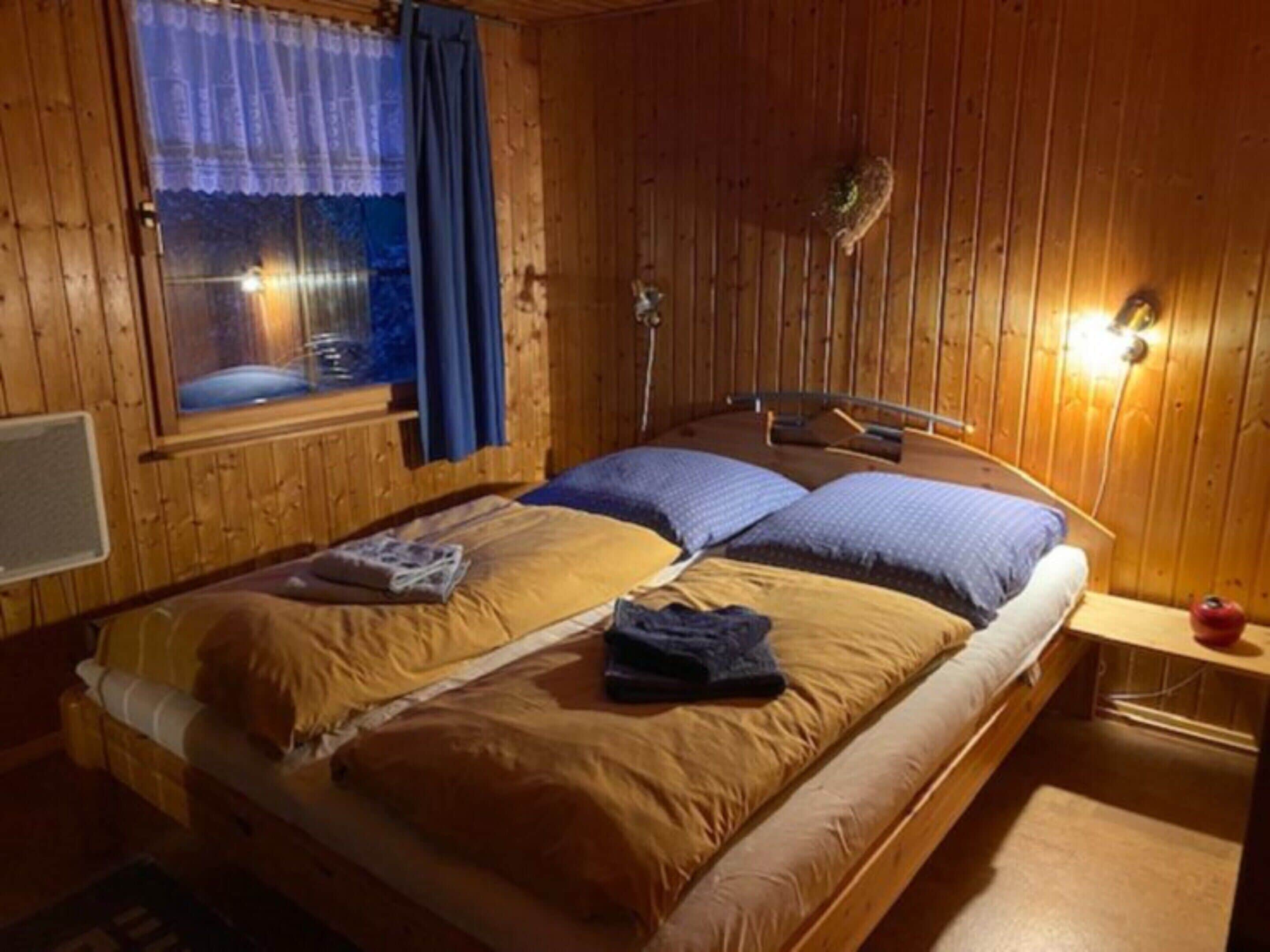 House | 2 bedrooms, individually furnished