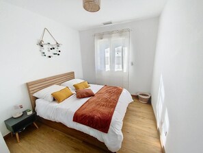 3 Schlafzimmer, Bügeleisen/Bügelbrett, Internetzugang, Bettwäsche