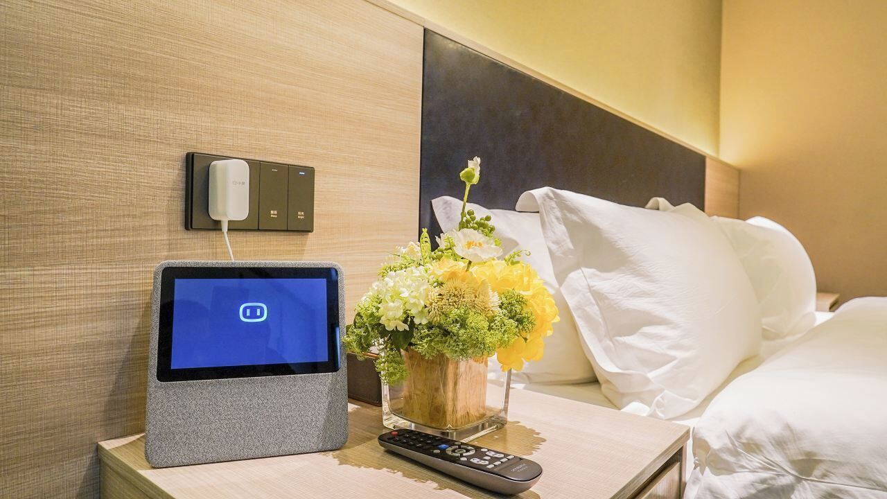 Quarto casal básico | Wi-Fi de cortesia, roupa de cama
