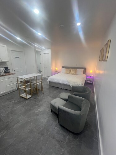 Prime location Studio,King Bed,Filtered shower,Near Airport Las Vegas Blvd