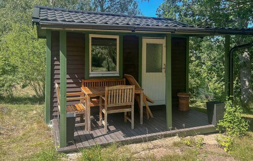 Cozy home in Nynäshamn with ethernet internet