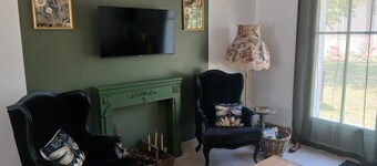 cottage-style country house