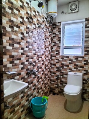 Bathroom - RKD INN a comfortable stay (Guwahati)