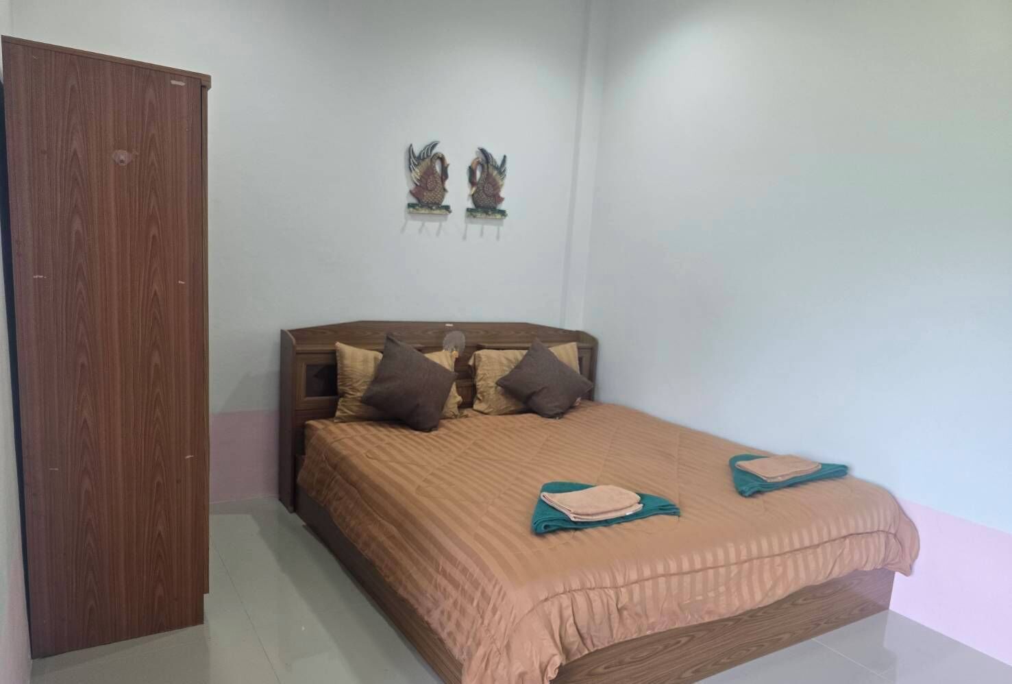Quarto solteiro, vista para a colina | Escrivaninha, cortinas blackout, quartos à prova de som
