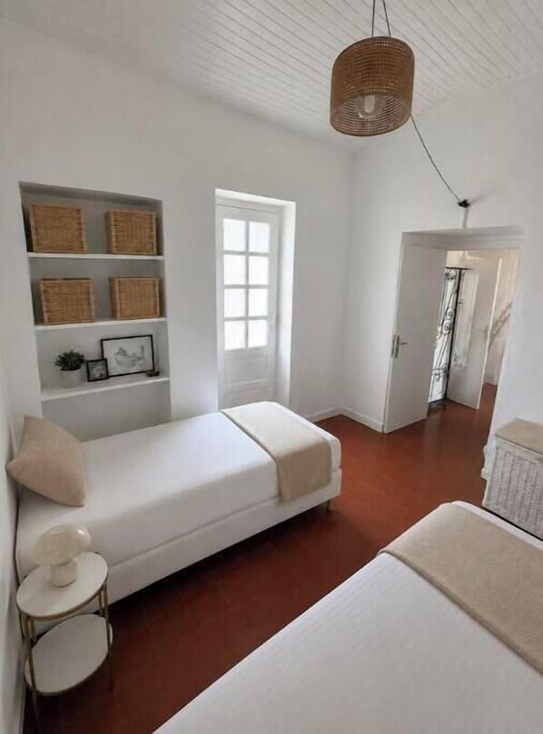 4 chambres, Wi-Fi, literie fournie