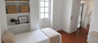 Charming house—4 bedrooms and 2 terraces.