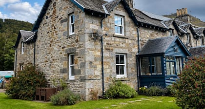 Tigh na Sithe, Traditional Victorian Villa