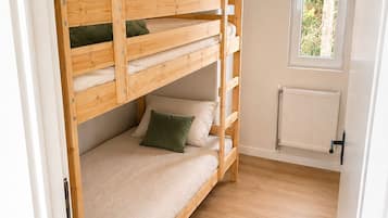3 slaapkamers, reisbedje, wifi