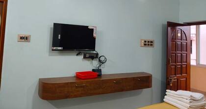Malar Residency