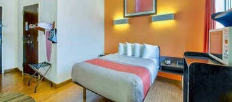 1 Queen Bed|Mobil Acc|Tub|Nsmk