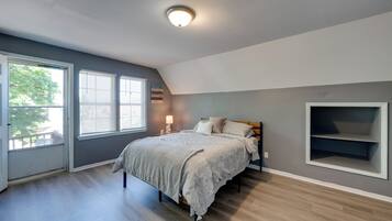 Iron/ironing board, travel crib, internet, bed sheets