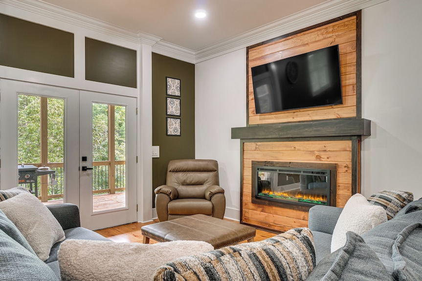Luxe 4br Cabin At Innsbruck Resort In Helen - Helen, GA
