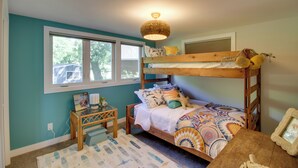 3 bedrooms, travel cot, Internet, bed sheets - Family & Angler Friendly! Lake Minnewaska Retreat (Glenwood)