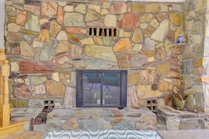 Interior - Experience Staying in Geodome, Pool, Hot Tub, BBQ (Tucson)