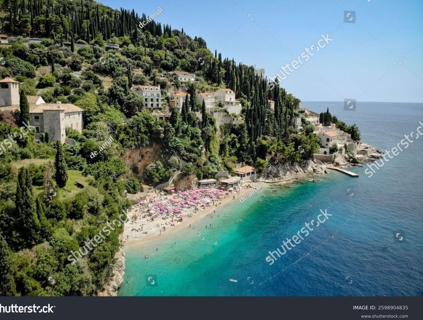 Beach nearby, white sand, beach bar
