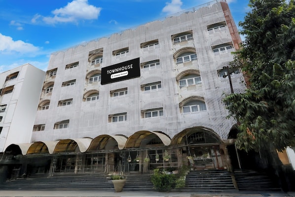 Exterior - Townhouse Paldi Bus Terminal Ahmedabad (Prayagraj)