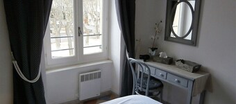 The perfect getaway on the square in Saint-Chinian, home to its famous wine